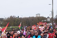 Entre 4000 et 8000 opposants à la réforme des retraites ont défilé à Charleville-Mézières, avant que des heurts éclatent avec les forces de l'ordre