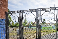 Ardennes : Charleville Mézières - rénovation du portail du stade du Petit Bois