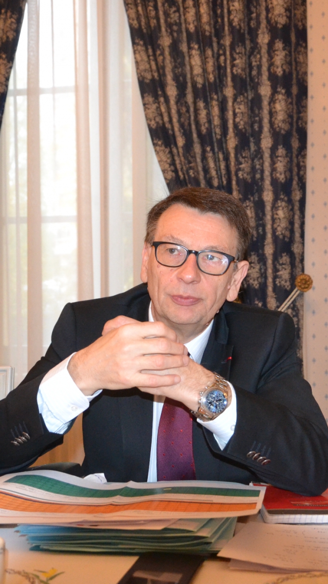 Ardennes : « Implantation d’Hermès, la relance de l’économie ardennaise » selon le préfet Joly. 