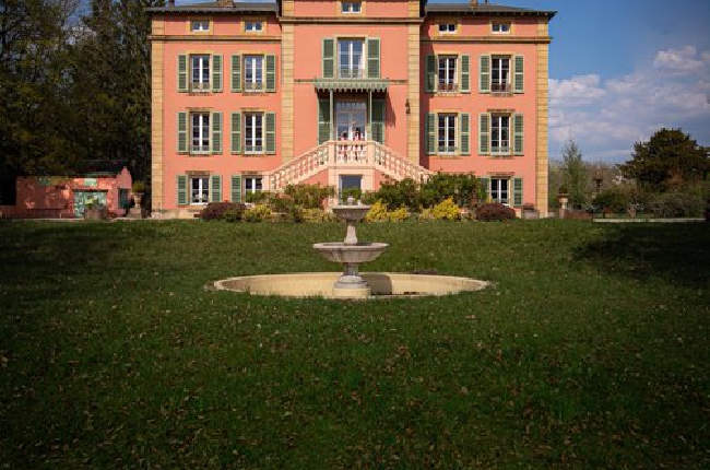 Floing :  les propriétaires de « La Villa Rose » attendent la fin de la crise sanitaire ! 