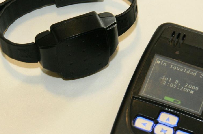 Le bracelet Antirapprochement lauréat des dispositifs de protection des victimes de violences intrafamiliales dans les Ardennes