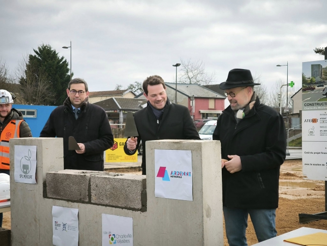 Charleville-Mézières : Pose de la première pierre d'un hypermarché Netto dans le quartier de la Ronde-Couture