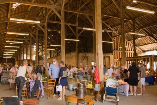 Le 44ème Salon des Antiquaires et des Brocanteurs revient, ce dimanche, à Launois-sur-Vence