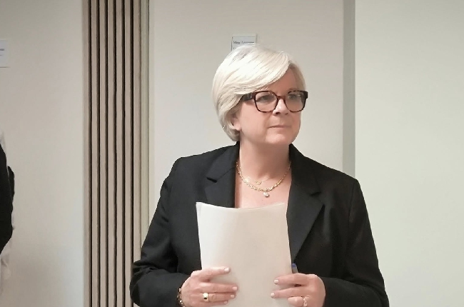 Catherine Vautrin, Ministre de la Santé, rallonge les aides financières pour la Maison des Internes et l'Unité de Soins Palliatifs