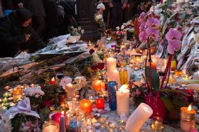 Commémorations du 13-Novembre : Dix ans après les attentats, la France s’apprête à rendre hommage aux victimes de la nuit d'horreur de 2015 . 