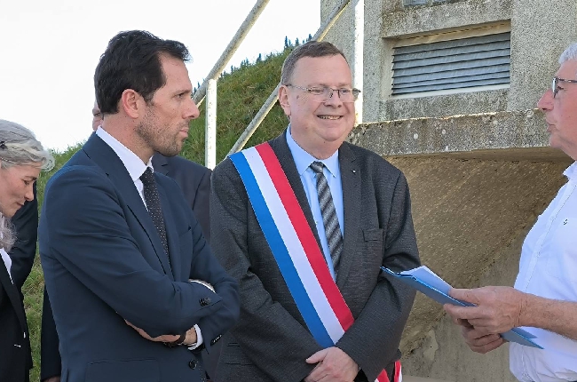 Le ministre délégué à la Transition écologique en visite dans les Ardennes sur le dossier PFAS